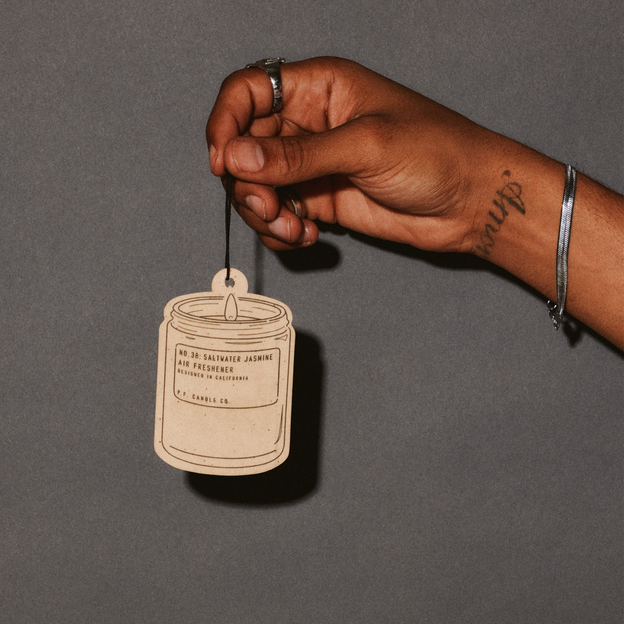 saltwater_jasmine_air_freshener_styled_ecomm.png